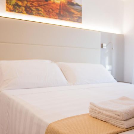 Hotel Villa Verde Rivotorto Buitenkant foto