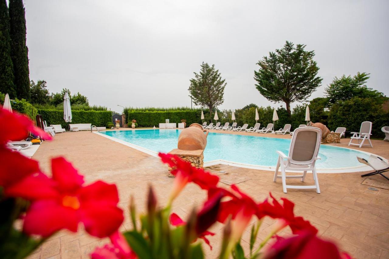 Hotel Villa Verde Rivotorto Buitenkant foto