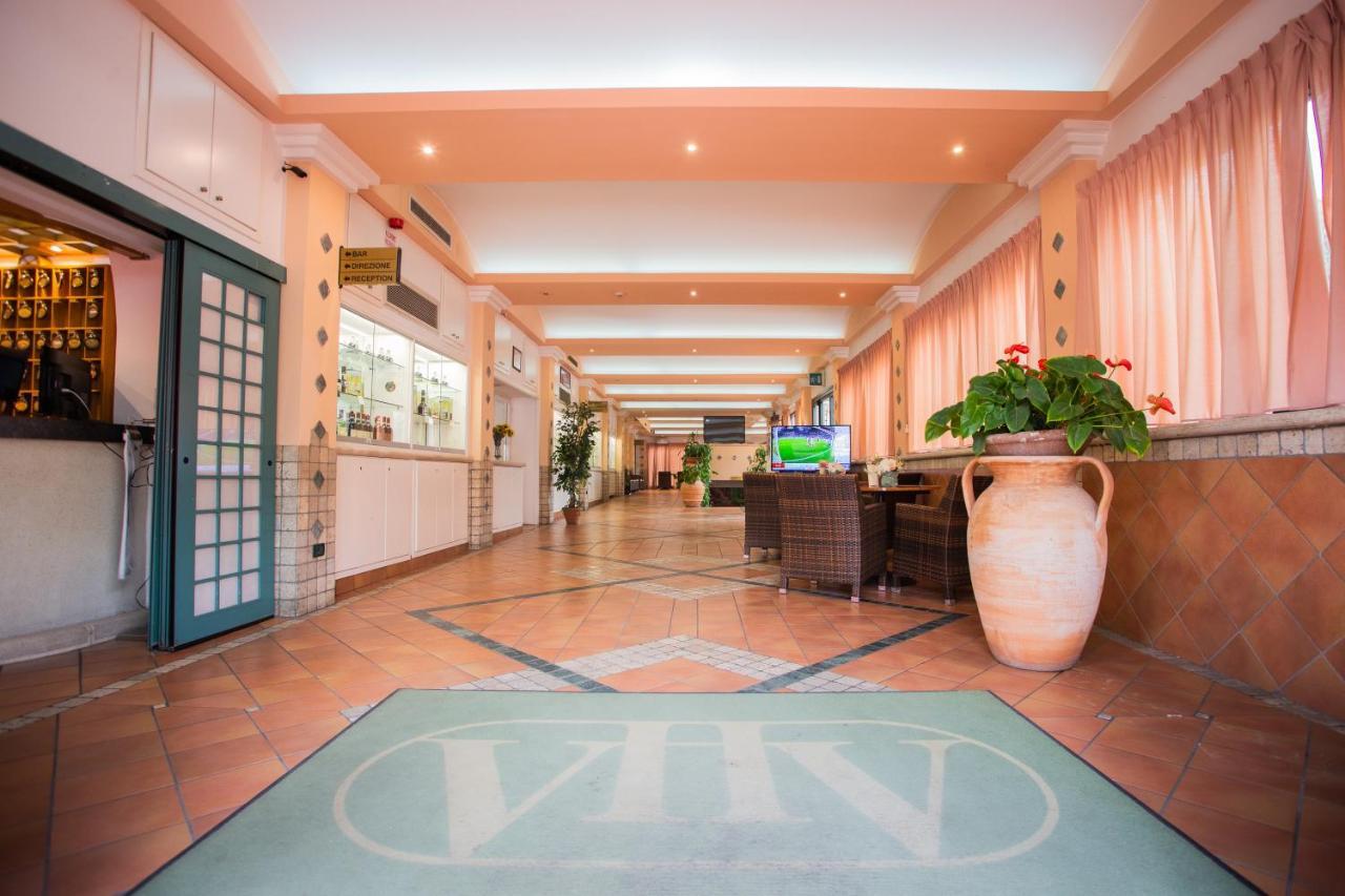 Hotel Villa Verde Rivotorto Buitenkant foto